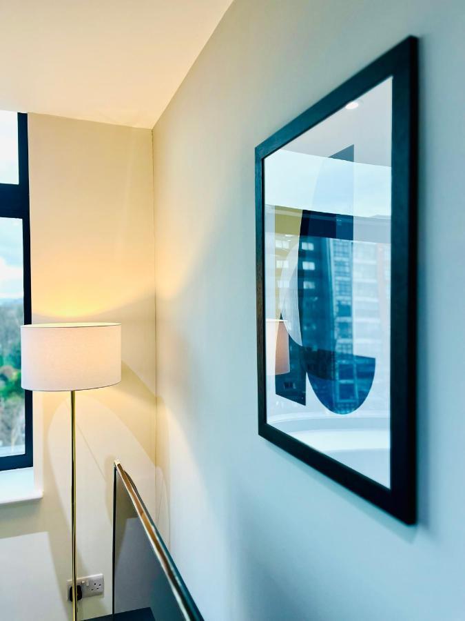 Stylish Studio Apartment Near To Old Trafford Stadium Manchester Zewnętrze zdjęcie